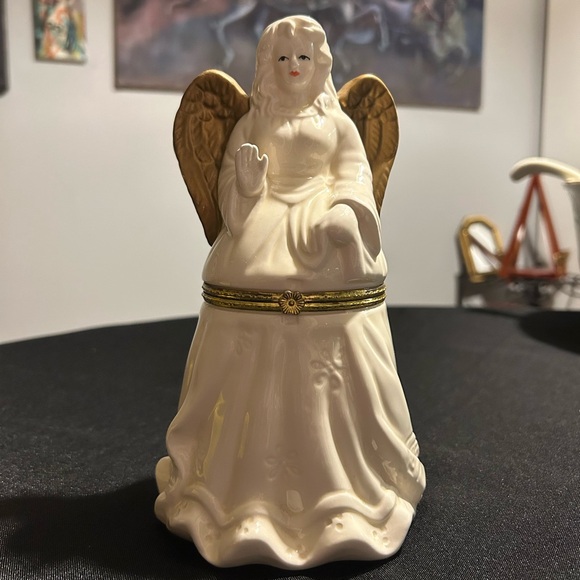 Vintage Angel Hinged Box Porcelain Gilded - Picture 3 of 10